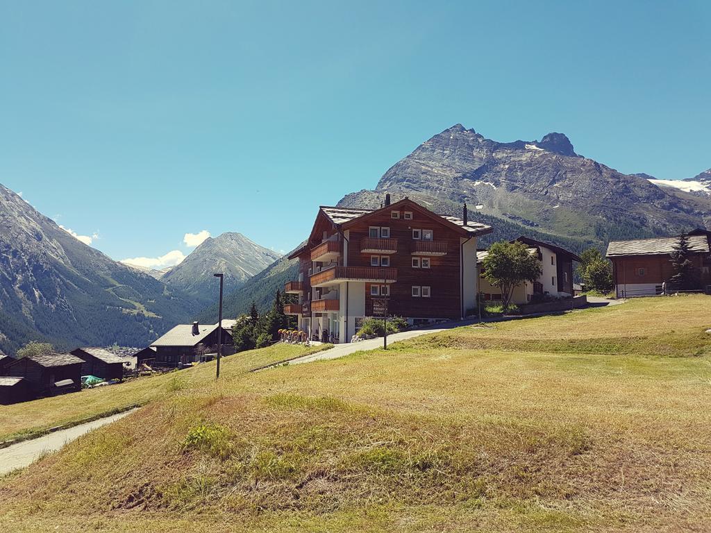 Hotel Alpenperle ซาสฟี ภายนอก รูปภาพ