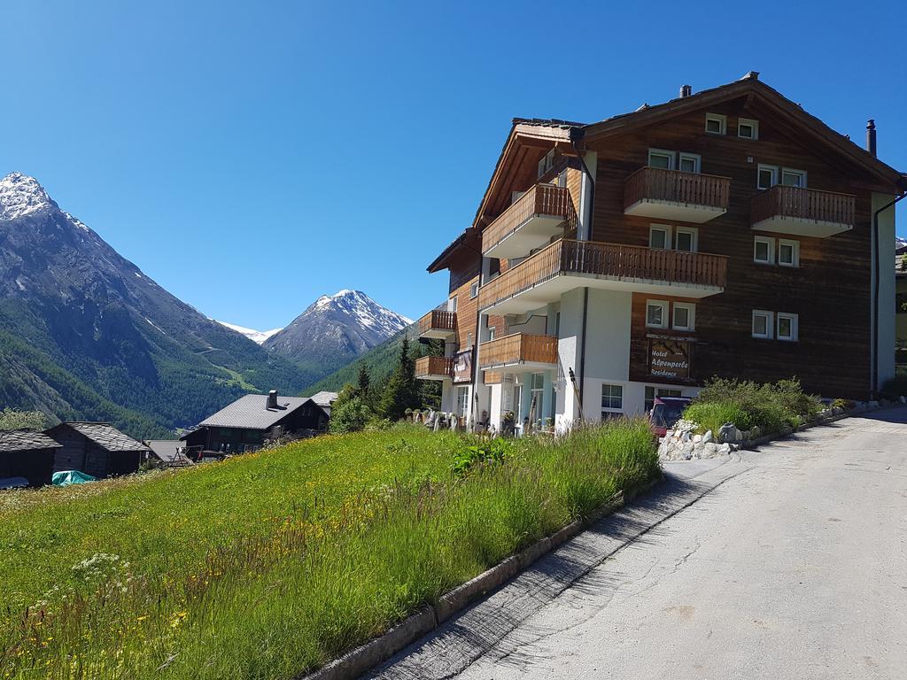 Hotel Alpenperle ซาสฟี ภายนอก รูปภาพ