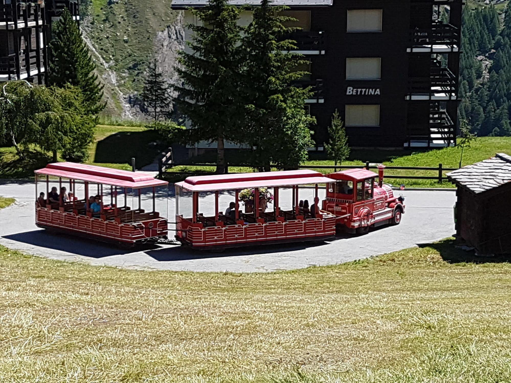 Hotel Alpenperle ซาสฟี ภายนอก รูปภาพ