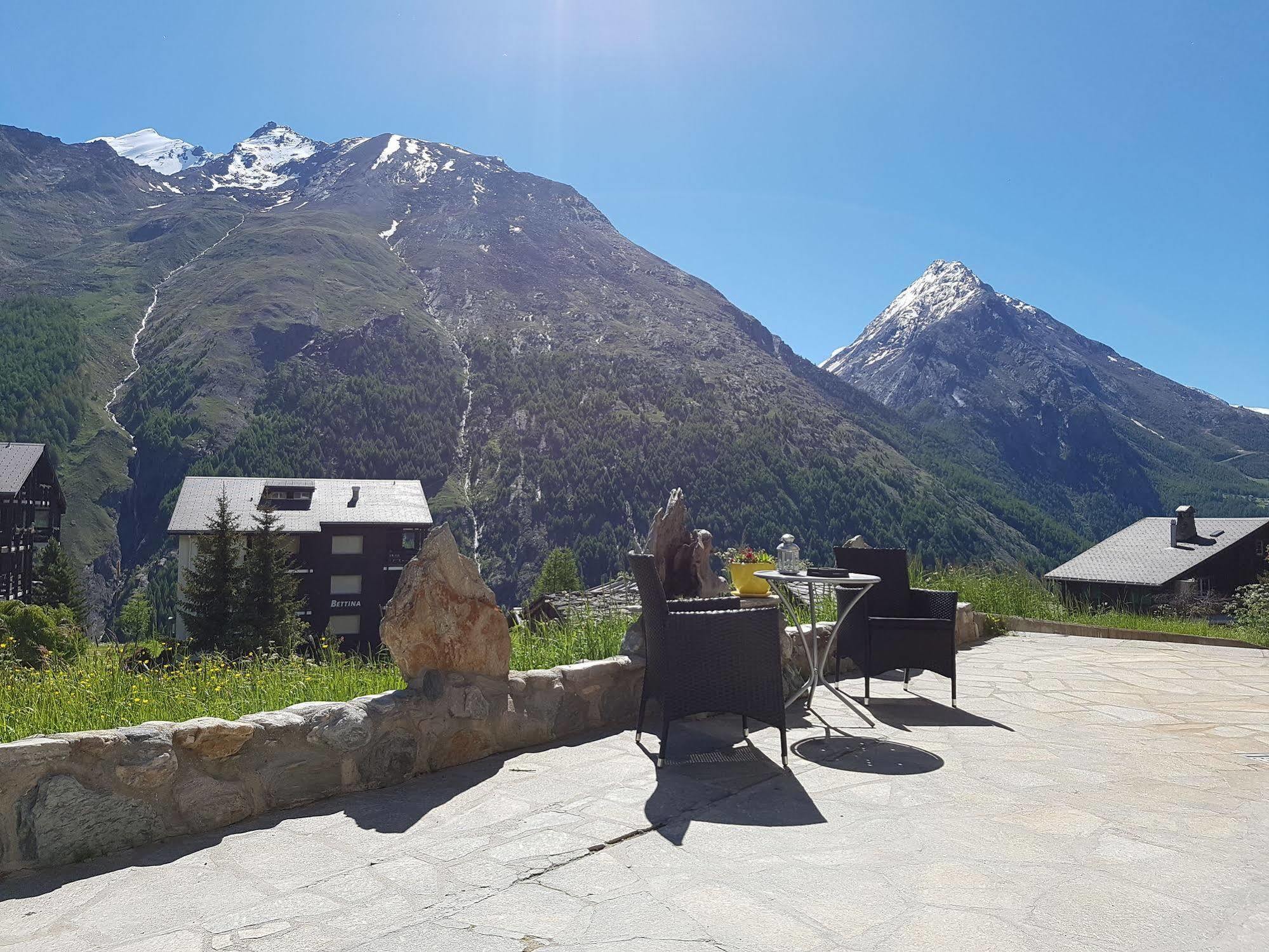 Hotel Alpenperle ซาสฟี ภายนอก รูปภาพ