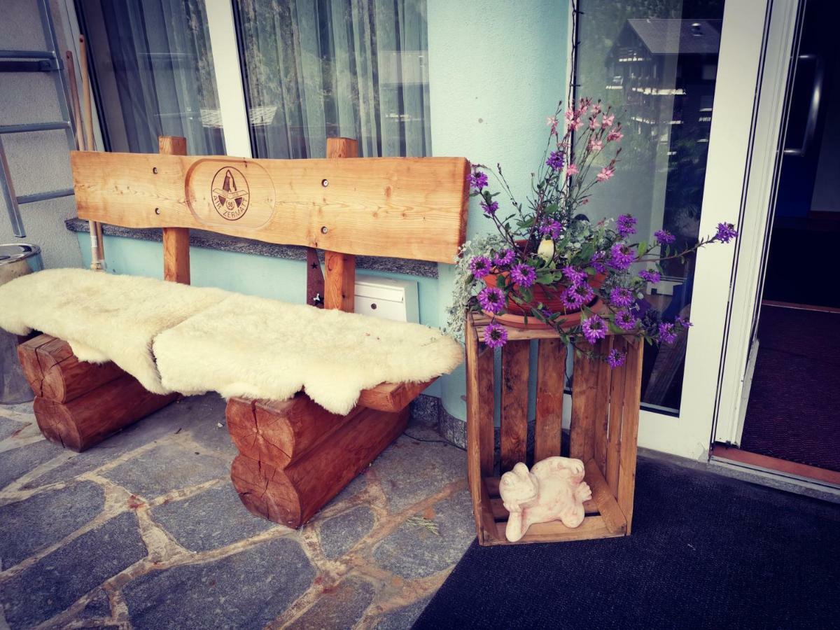 Hotel Alpenperle ซาสฟี ภายนอก รูปภาพ
